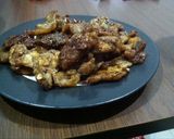 Foto langkah ke 4 dari resep crispy sirloin stripped with worcestershire sauce a.k.a bistik sapi saus kecap inggris alaa me.
