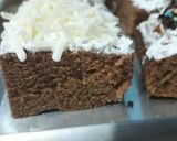 Foto langkah ke 6 dari resep Bolu coklat yg lembutttt Hanya 2 Telur.