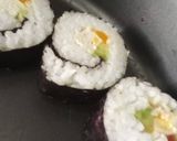 Foto del paso 4 de la receta: Sushi vegano y fácil (🌱)