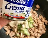 Foto del paso 2 de la receta: Fideos de arroz con salsa de atún y crema