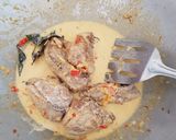Foto langkah ke 6 dari resep Ayam Asap Bumbu Rujak.