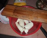 Foto langkah ke 1 dari resep Singkong Coklat Kukus.