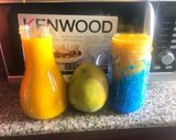 A picture of step 1 of Mango juice.