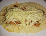 Foto del paso 1 de la receta: Taco 🌮 de pechuga de pollo, salsa bechamel y queso