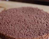 Foto langkah ke 4 dari resep Sponge Cake Coklat Lembut dan Enak.
