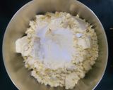 A picture of step 6 of Ulta Vada pav.
