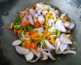 A picture of step 2 of Kashmiri Pulao.