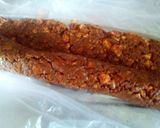 Foto del paso 4 de la receta: Paletas de salchichón con baño de chocolate