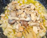 Foto del paso 3 de la receta: Mafaldine con gambas, setas, espárragos y crujiente de pistachos