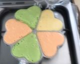 Foto langkah ke 3 dari resep Rainbow Peanut Waffles.