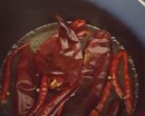 Foto del paso 3 de la receta: Taquitos de hongos con guajillo