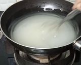 A picture of step 4 of Bombay Karachi Halwa.