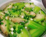 Hình bước làm 4 của món Canh gà nấu mướp hương