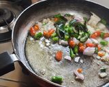 A picture of step 3 of Khandeshi spicy green brinjal Bharta.