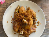 Ayam Goreng Serundeng Lengkuas (Bumbu Ungkep)