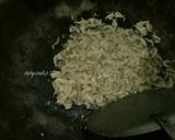 Foto langkah ke 4 dari resep Kentang Mustofa Bumbu Putih awet kriuks.