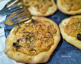 Foto del paso 8 de la receta: Coca de setas cremosas con pecorino
