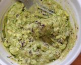 Foto del paso 2 de la receta Ensalada de atún con aguacate 2