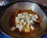 A picture of step 6 of Paneer Mushroom Masala.