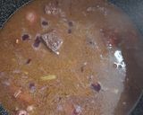 Foto del passaggio 3 della ricetta Sugo di carne alla napoletana
