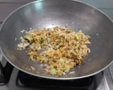 A picture of step 2 of Veg Fried Momos.