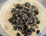 Foto del paso 7 de la receta: Quiche de Morcilla, Repollo, Pera y Piñones