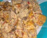 A picture of step 1 of Tofu with minced meat and egg.