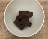 Foto del paso 1 de la receta Bombas de chocolate navideñas