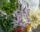 A picture of step 2 of Onion Pakoda.