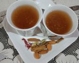 A picture of step 4 of Kashmiri kehwa.