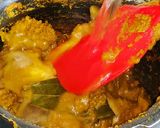 A picture of step 5 of Pressure cooker chicken curry.