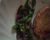 A picture of step 1 of Egg n onion burger.