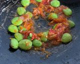 Foto langkah ke 4 dari resep Balado Udang Pete.
