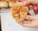 Foto langkah ke 9 dari resep Korean garlic cheese bread.