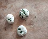 A picture of step 1 of Palak roti.