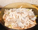 Hình bước làm 3 của món Nấm Bào Ngư Hấp Sả