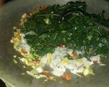 Foto langkah ke 8 dari resep Tumis daun pepaya udang.