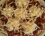 Foto langkah ke 14 dari resep Bolognese Pizza.