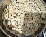 A picture of step 1 of Oats bowl.