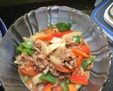 A picture of step 1 of Pan-Fried Pho Noodles.