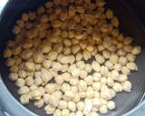 Healthy Atta Puri and chole (without onion & garlic)