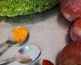 A picture of step 1 of Crispy Bitter Gourd Fry.