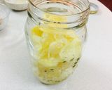 Hình bước làm 4 của món Rượu dứa thơm ngon