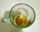 Foto langkah ke 3 dari resep Teh Jahe Serai.