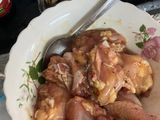 Gà kho trứng cút