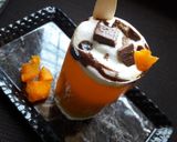 A picture of step 2 of Papaya-Yogurt Shake.