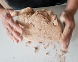Foto del paso 5 de la receta: Pan amasado integral