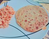 A picture of step 4 of Cheesy Namkeen paratha.