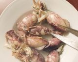 Hình bước làm 2 của món Mực trứng hấp hành gừng