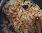 A picture of step 5 of Mushroom Stroganoff.